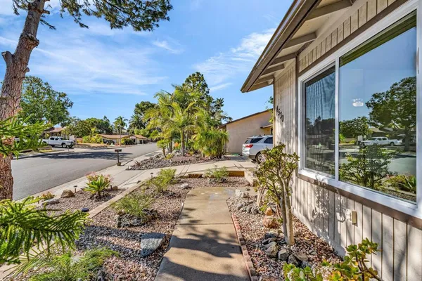 $719,000 | 4530 Beverly Glen Drive, Oceanside, CA 92056