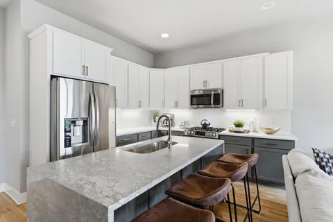 $765,000 | 1000 West Trinity Lane, Nashville, TN 37218