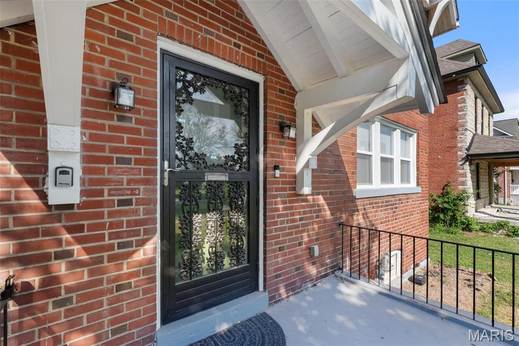 5715 Enright Avenue St. Louis, MO 63112 - Photo 3 of 49