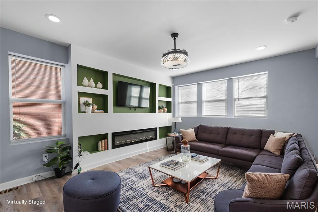 5715 Enright Avenue St. Louis, MO 63112 - Photo 4 of 49