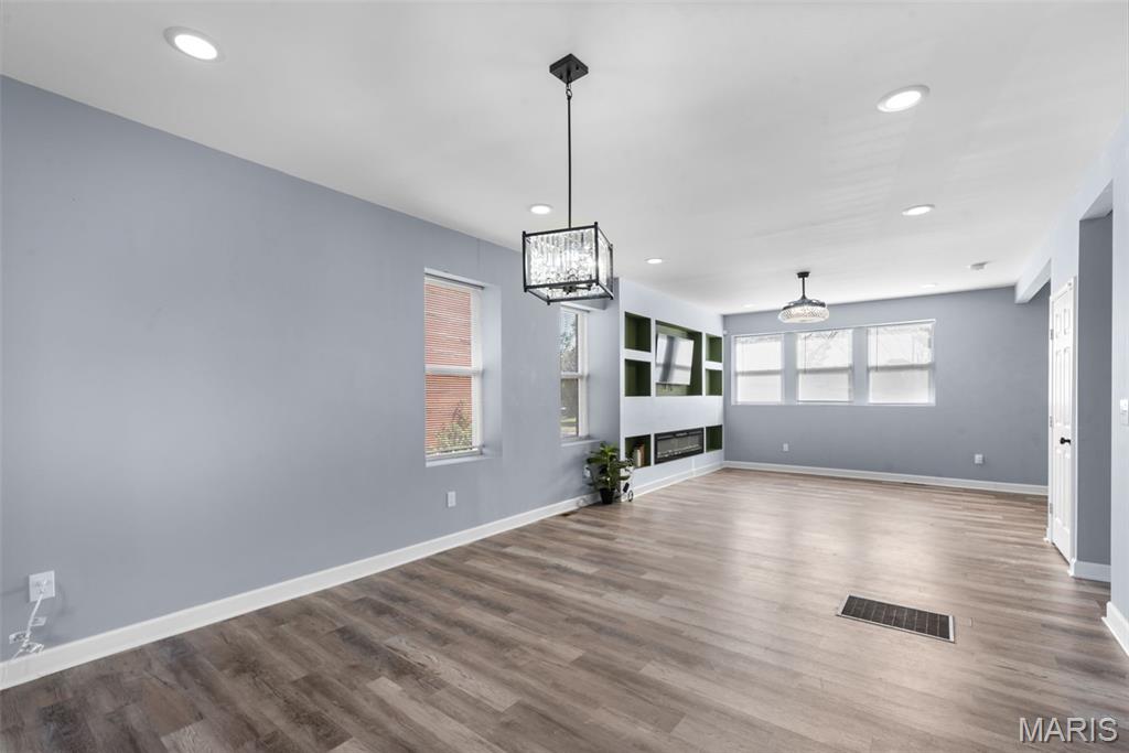 5715 Enright Avenue St. Louis, MO 63112 - Photo 10 of 49