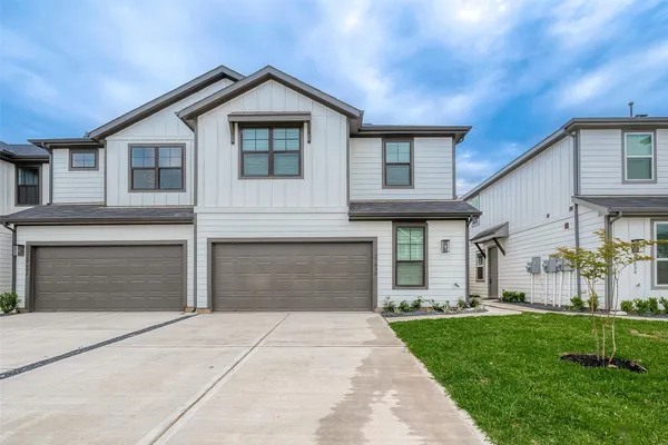 $2,500 | 27838 Western Crk Court, Katy, TX 77494