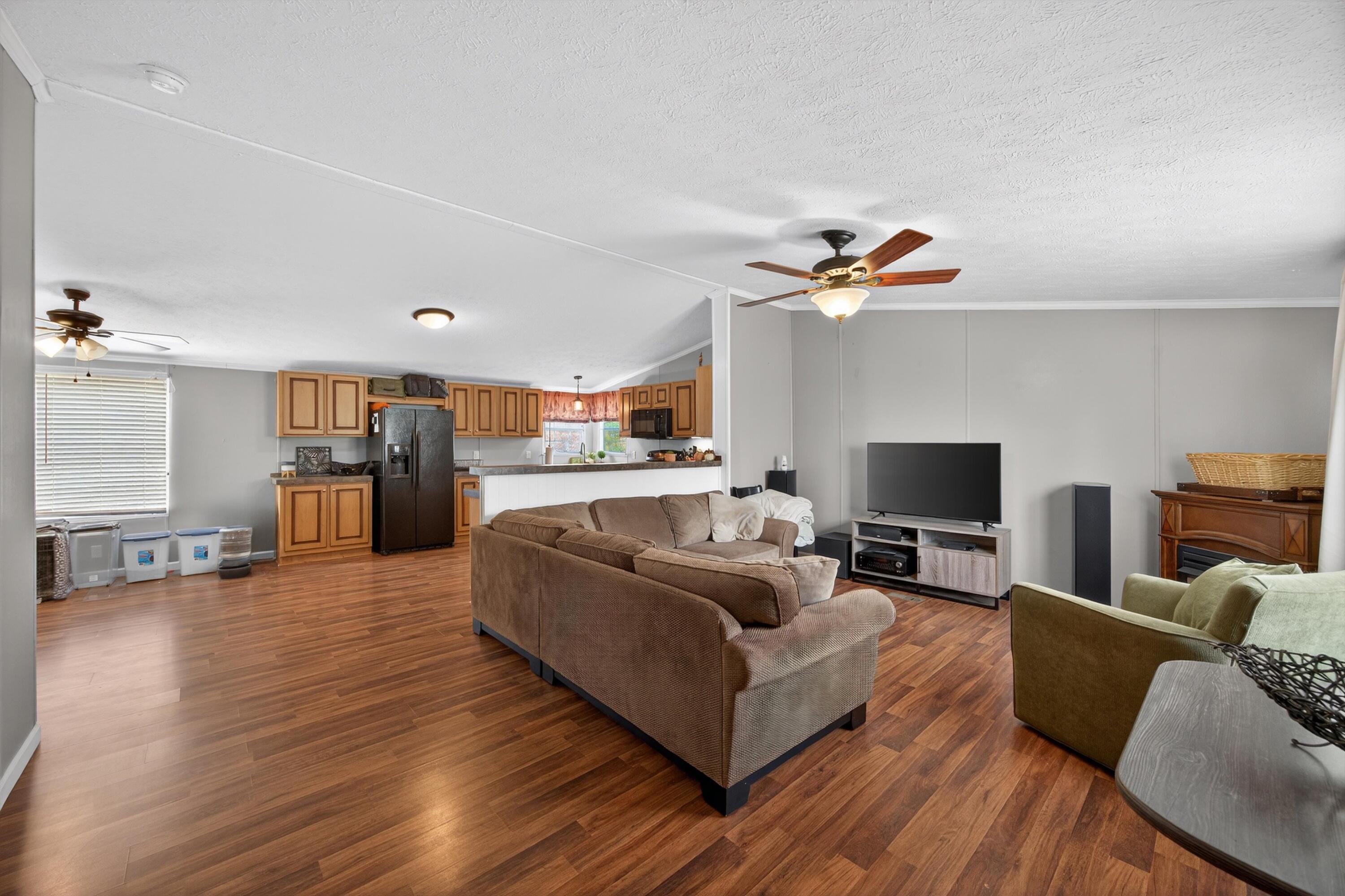 1070 North Pryor Cove Road Jasper, TN 37347 - Photo 6 of 35 .