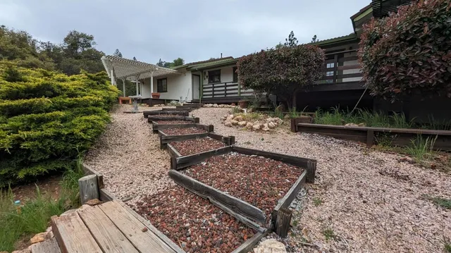 $485,000 | 8209 Mountain Meadows Drive, Mountain Ranch, CA 95246