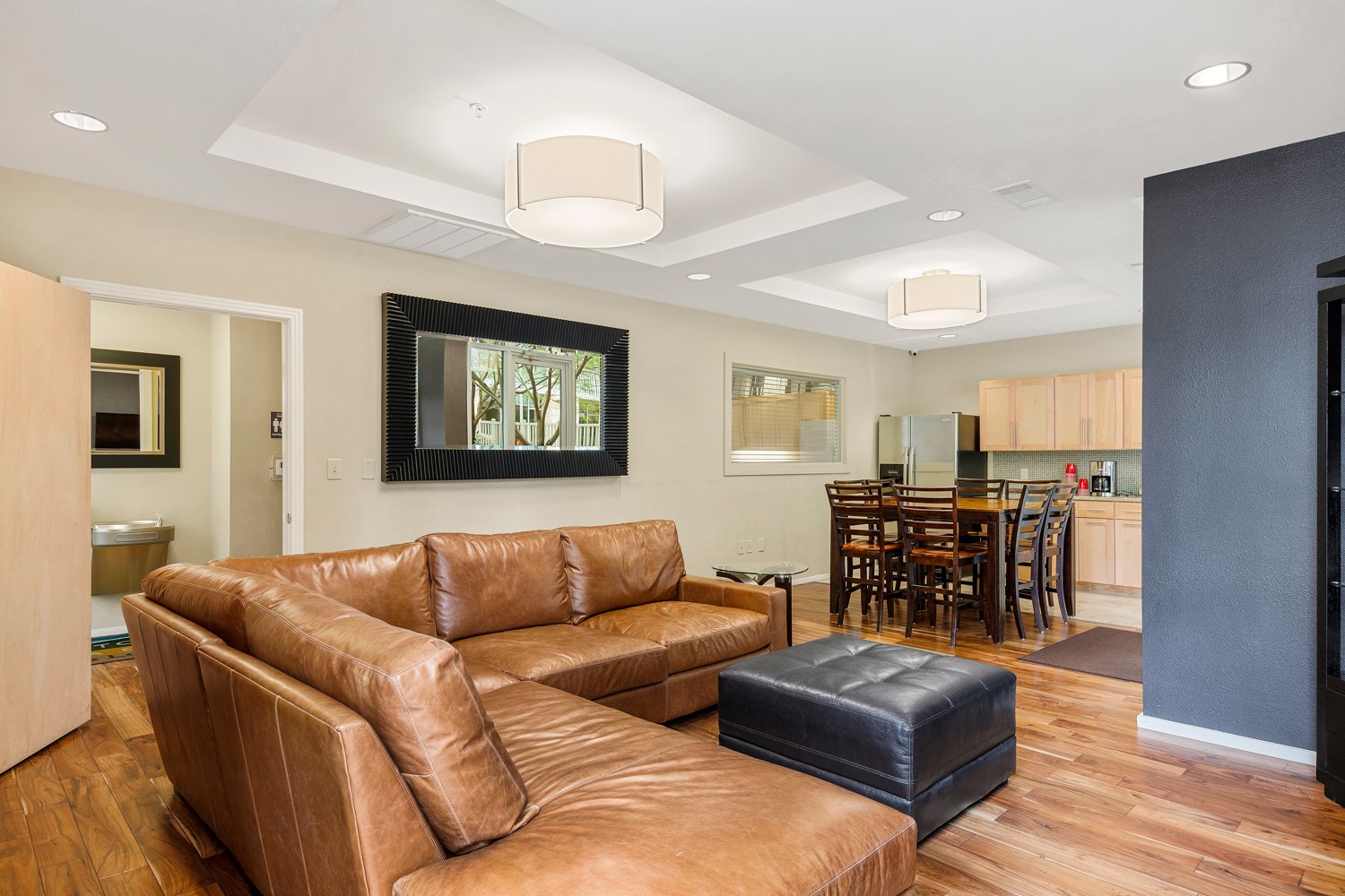 1600 Barton Springs Road, Unit 2206 Austin, TX 78704 - Photo 28 of 34 Resident lounge.