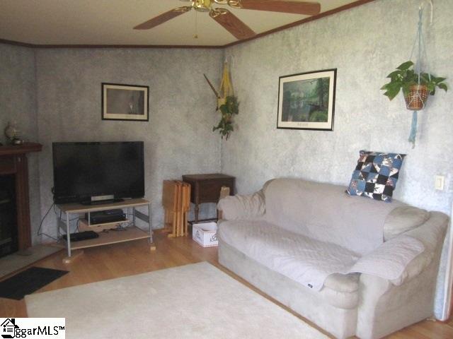 441 Fort Lindley Road Laurens, SC 29360 - Photo 3 of 20