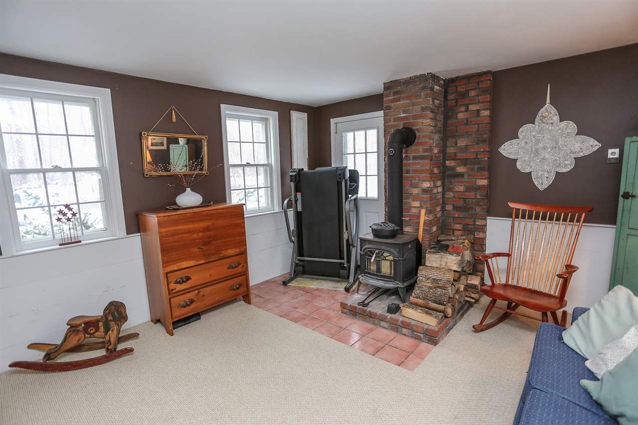 196 Pattee Hill Road Goffstown, NH 03045 - Photo 22 of 36