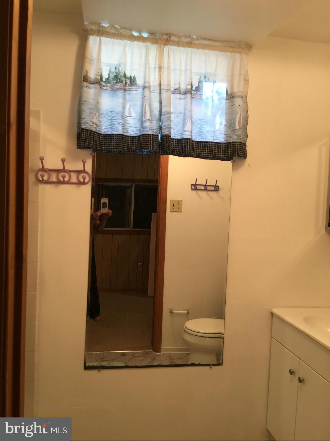 3805 Decatur Avenue Kensington, MD 20895 - Photo 18 of 21 Bath