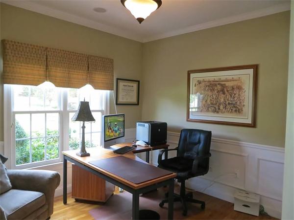 32 Glen Road Hopkinton, MA 01748 - Photo 11 of 20