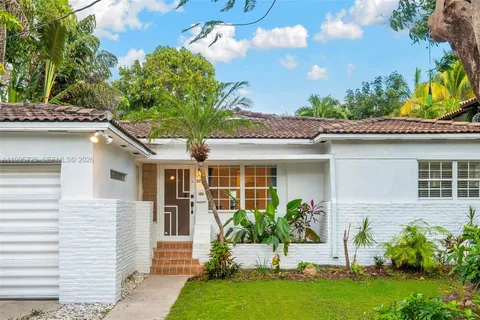 $3,100,000 | 3755 Royal Palm Avenue, Miami Beach, FL 33140