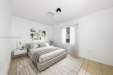 $3,100,000 | 3755 Royal Palm Avenue, Miami Beach, FL 33140