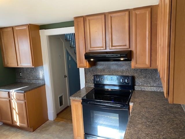 10 Harding Street Rochester, NH 03867 - Photo 8 of 23