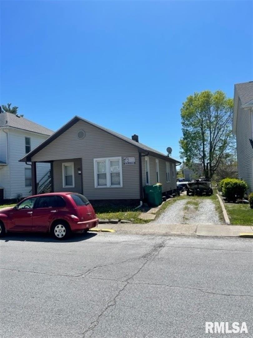 407 West Adams Road Macomb, IL 61455 - Photo 2 of 2 Gallery Image 2