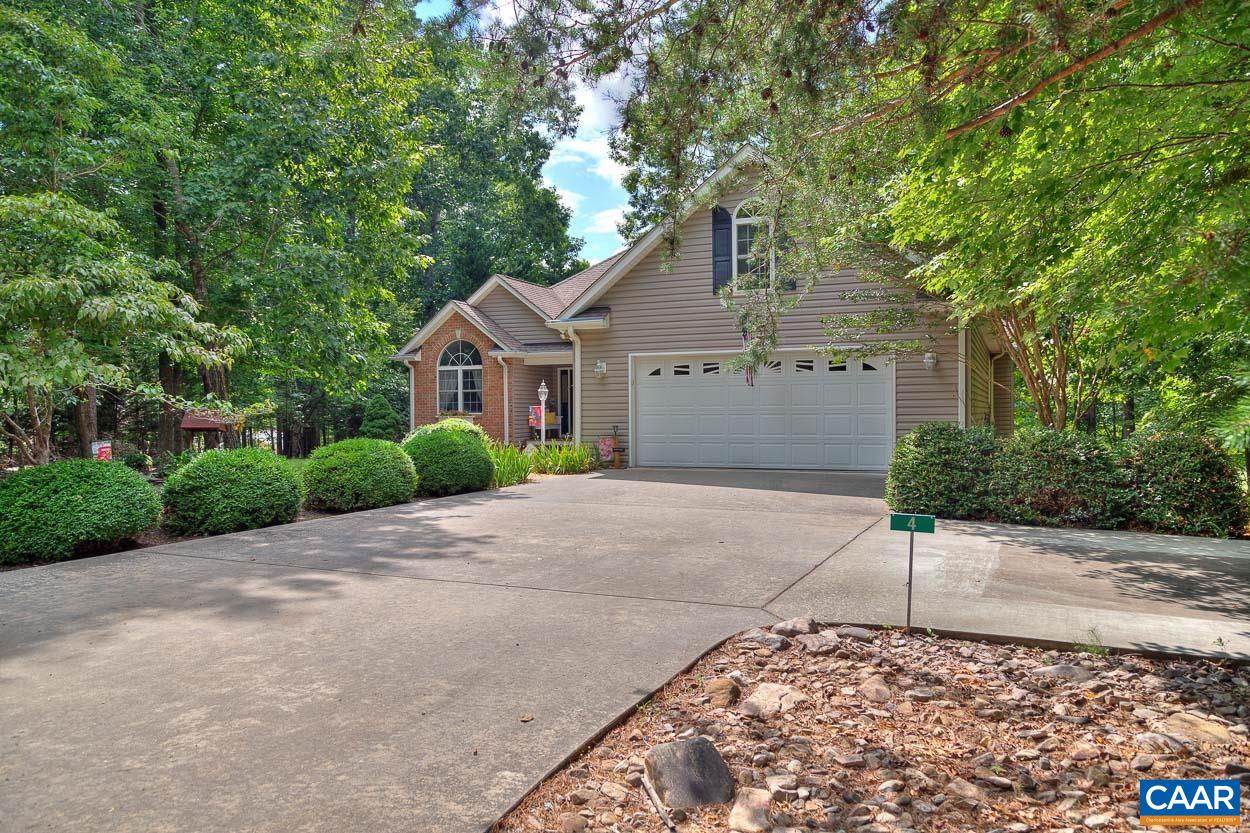 4 Out Of Bounds Road Palmyra, VA 22963 - Photo 2 of 43 Gallery Image 2