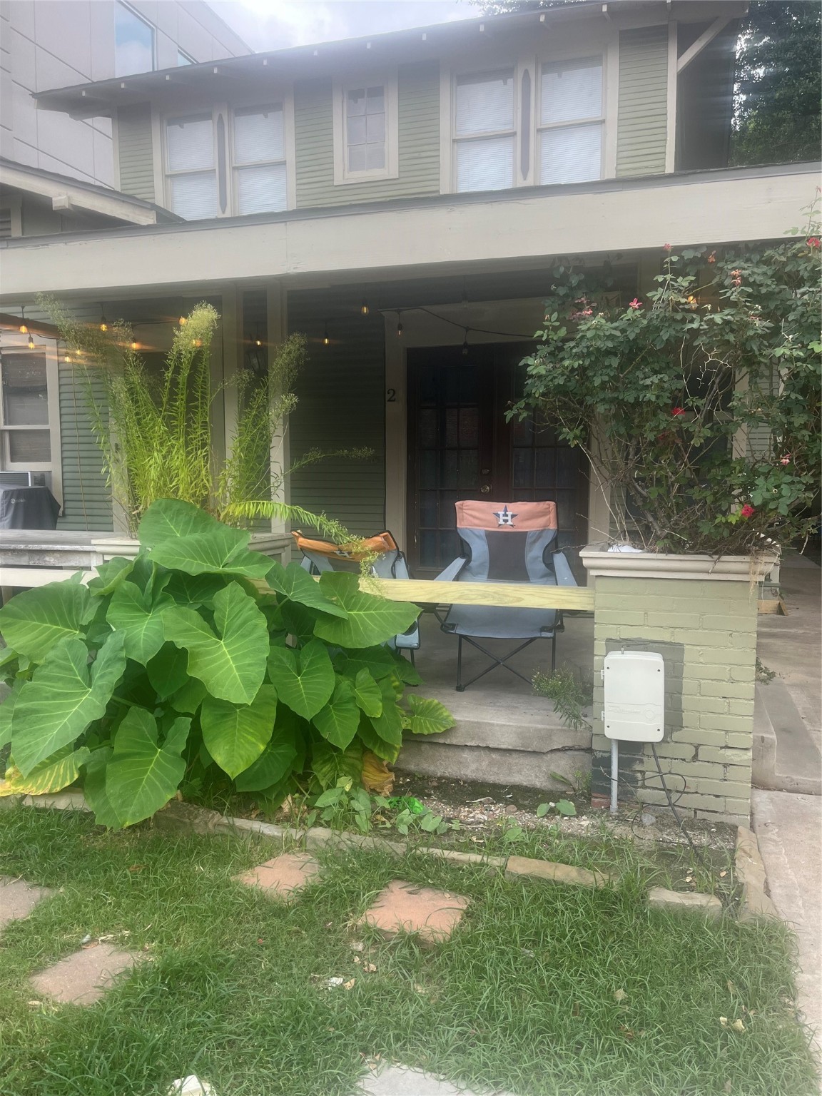 4309 Jack Street, Unit 3 Houston, TX 77006 - Photo 4 of 6 a view of house with backyard