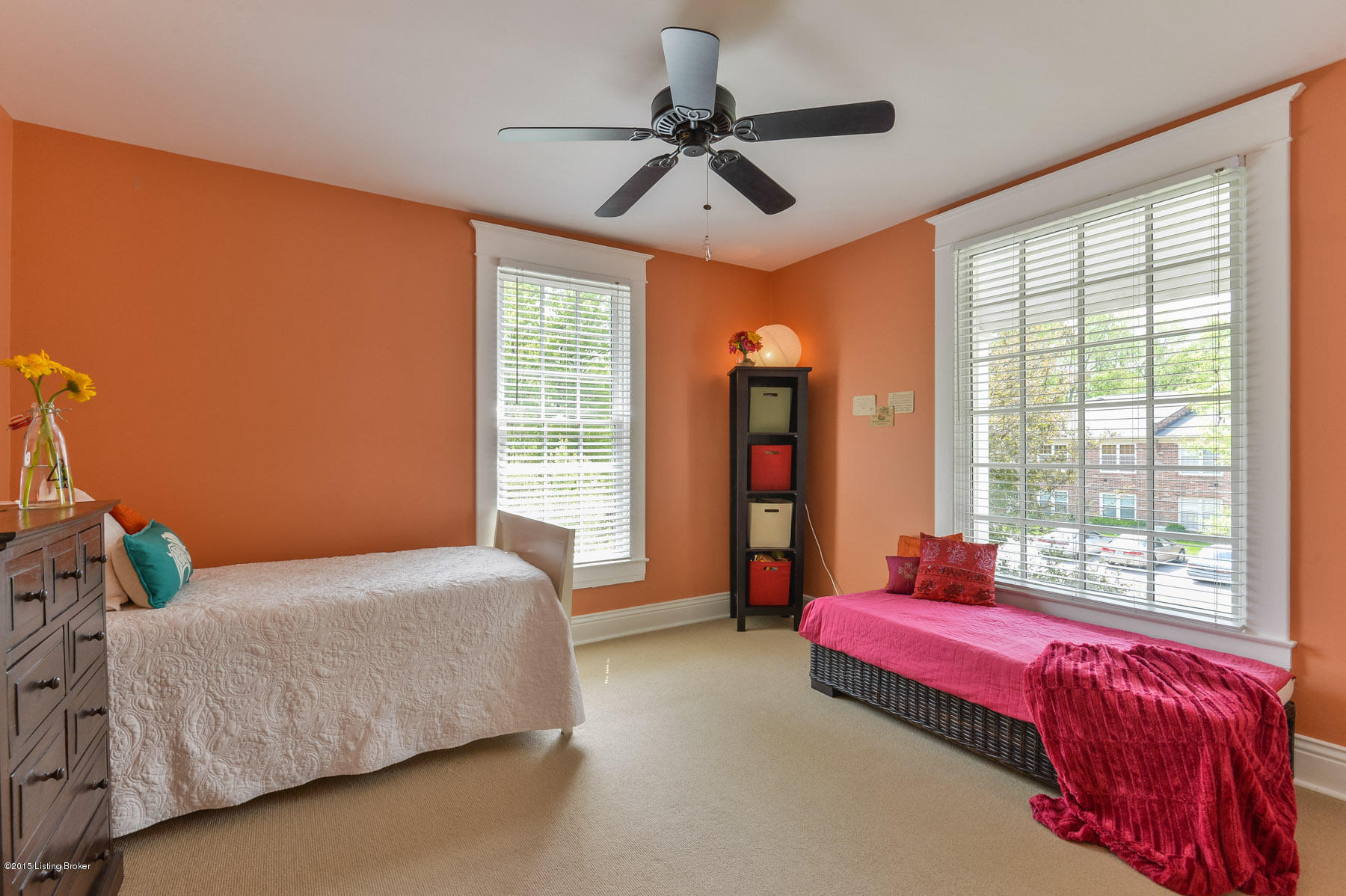 4613 Blenheim Road Louisville, KY 40207 - Photo 34 of 43 36