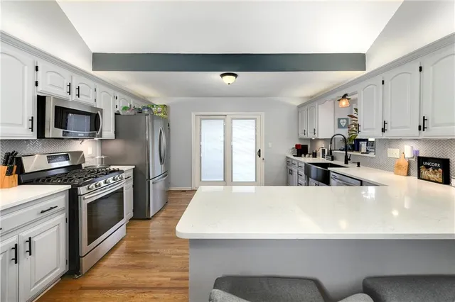 $395,000 | 2224 Martha Lane, Greenwood, MO 64034