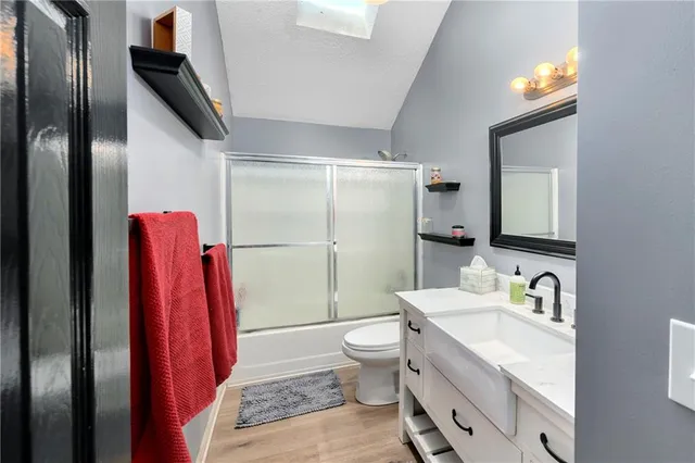 $395,000 | 2224 Martha Lane, Greenwood, MO 64034