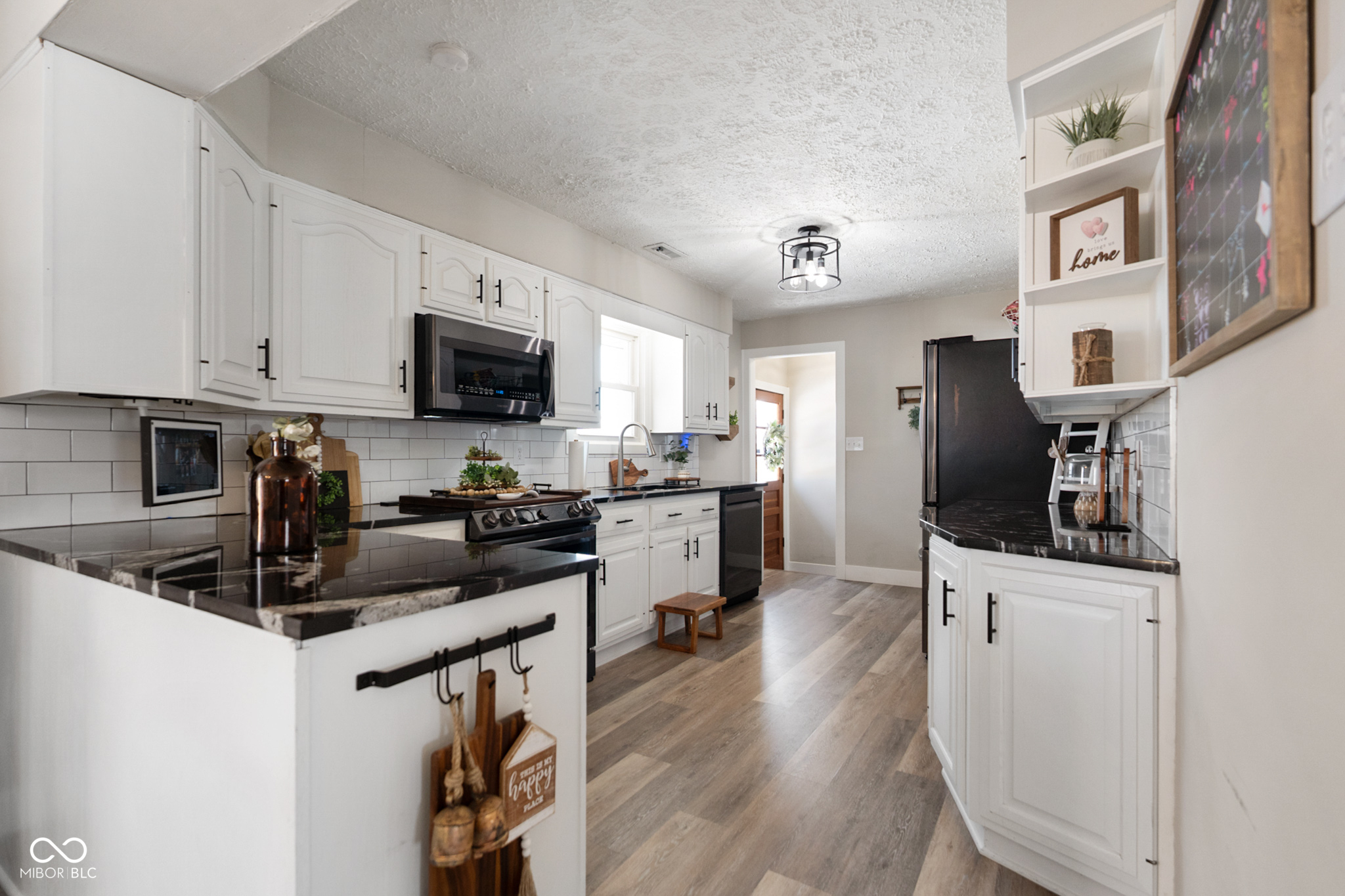 1979 West Gordon Road Mooresville, IN 46158 - Photo 6 of 62