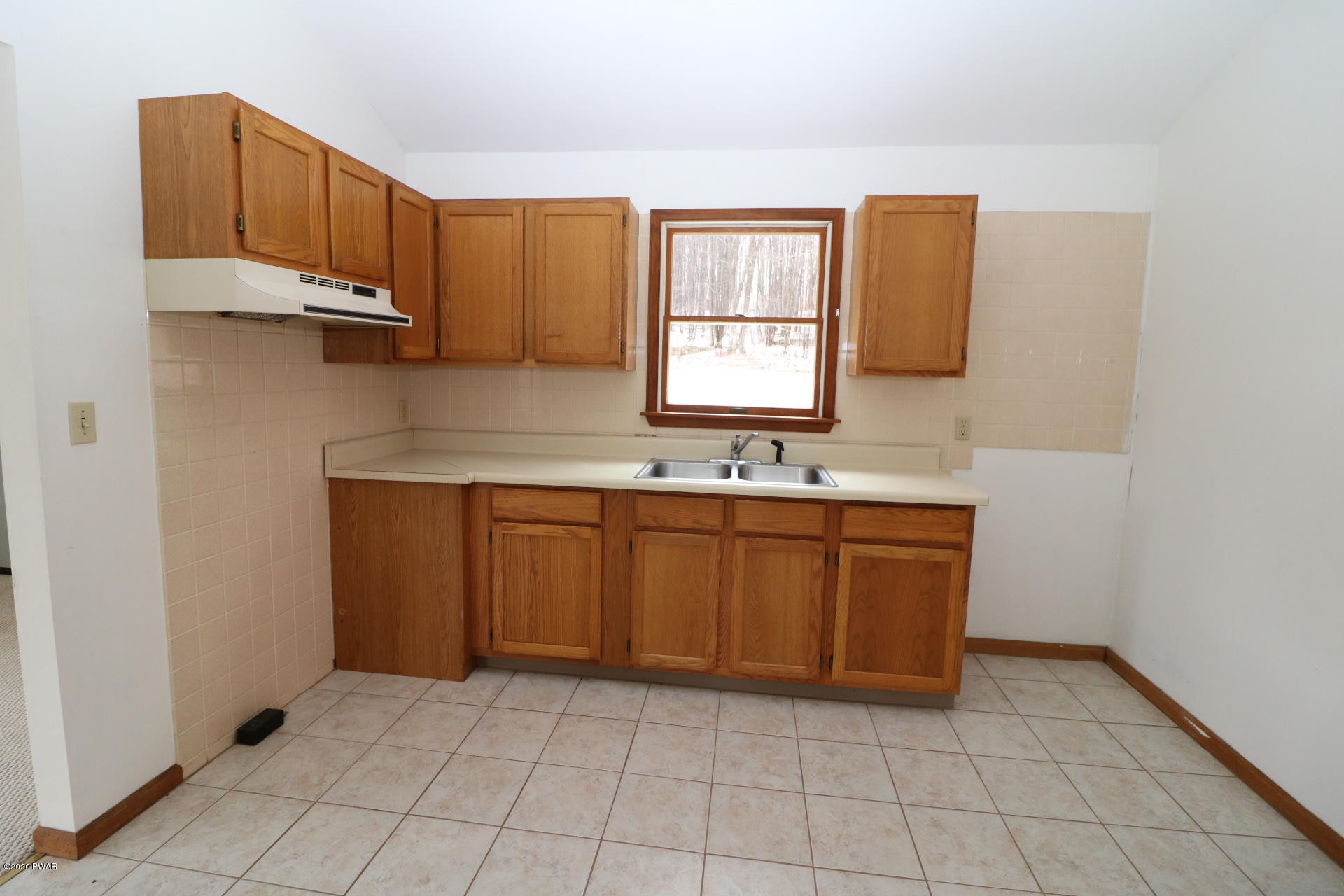 1034 Fernwood Road Lake Ariel, PA 18436 - Photo 31 of 46