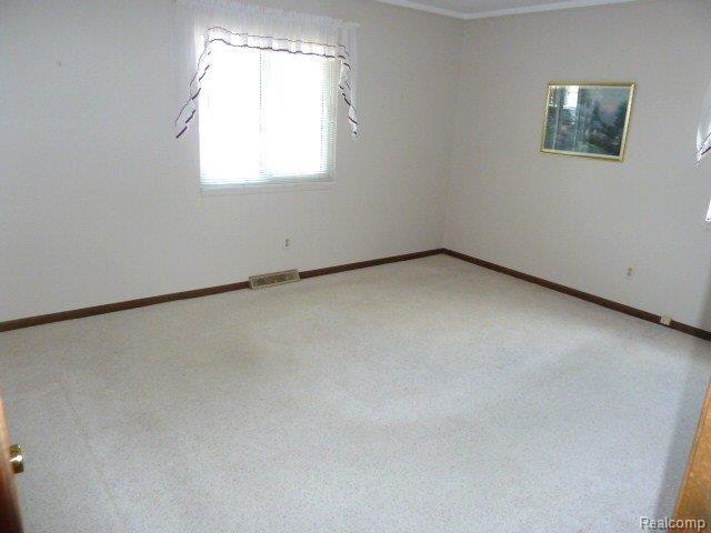 7271 Riverside Drive Algonac, MI 48001 - Photo 15 of 17 P1010898.JPG