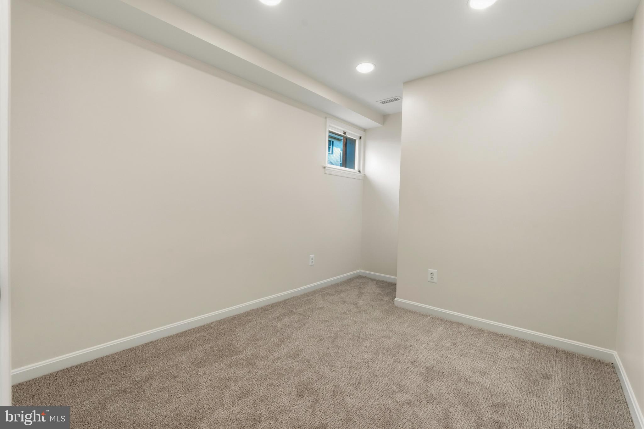 1801 South Glebe Road Arlington, VA 22204 - Photo 32 of 36 3rd bedroom (in basement)