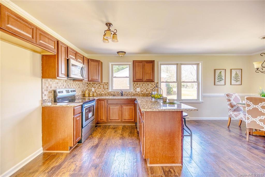 10201 Windrift Road Charlotte, NC 28215 - Photo 17 of 36 Gallery Image 17
