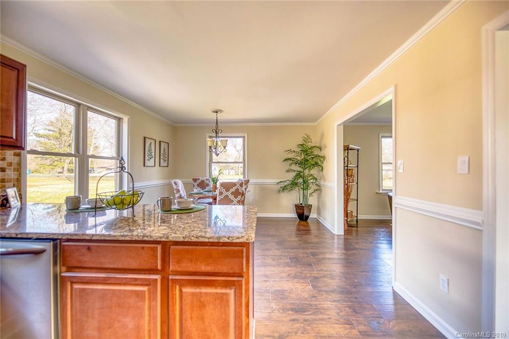 10201 Windrift Road Charlotte, NC 28215 - Photo 19 of 36 Gallery Image 19