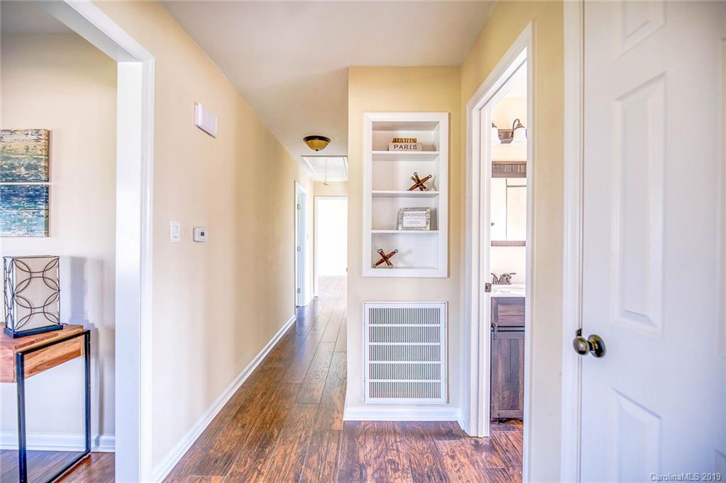 10201 Windrift Road Charlotte, NC 28215 - Photo 30 of 36 Gallery Image 30