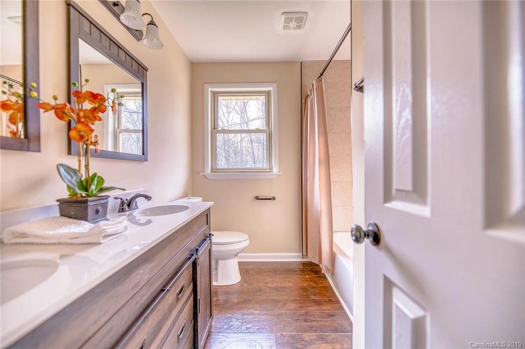 10201 Windrift Road Charlotte, NC 28215 - Photo 34 of 36 Gallery Image 34