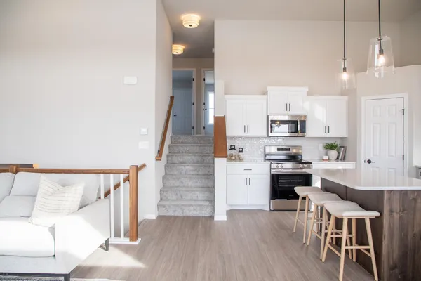 $439,999 | 213 Lionheart Drive, Horace, ND 58047