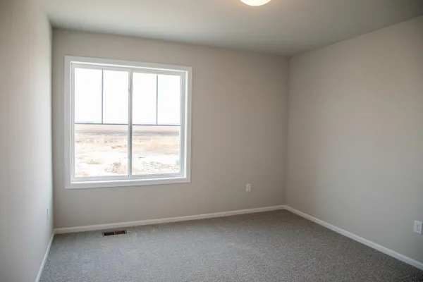 $439,999 | 213 Lionheart Drive, Horace, ND 58047