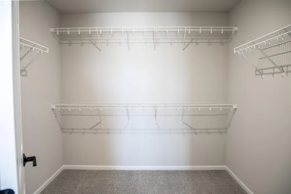 $439,999 | 213 Lionheart Drive, Horace, ND 58047