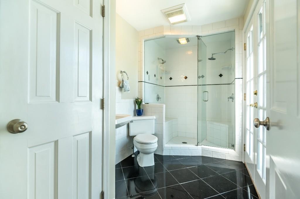 207 Highland Road Andover, MA 01810 - Photo 21 of 35 a bathroom with a shower and a toilet