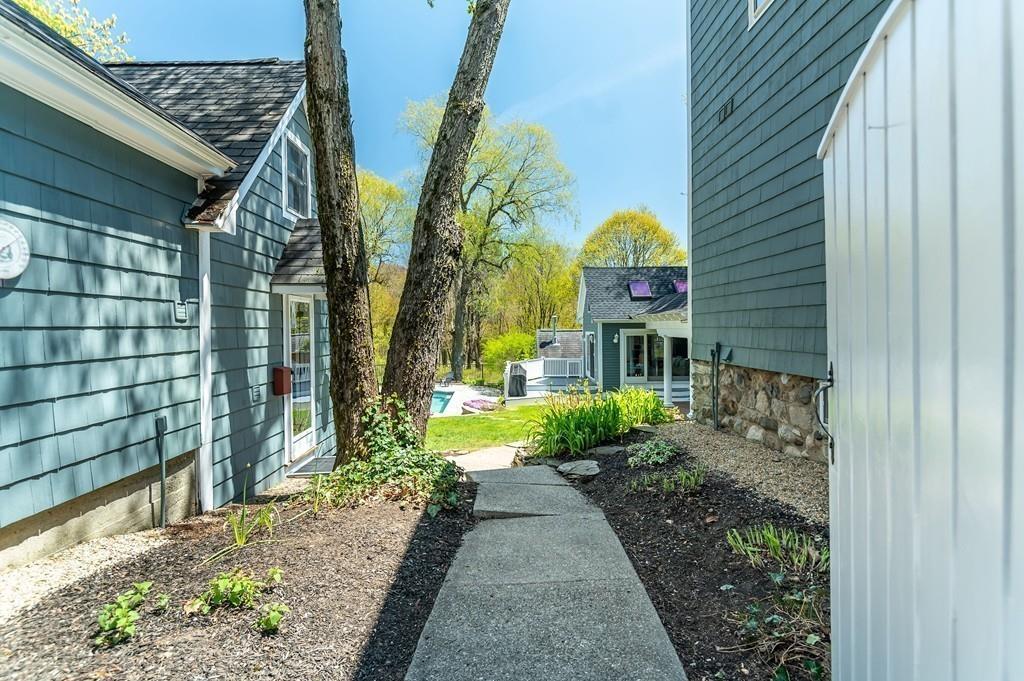 207 Highland Road Andover, MA 01810 - Photo 29 of 35