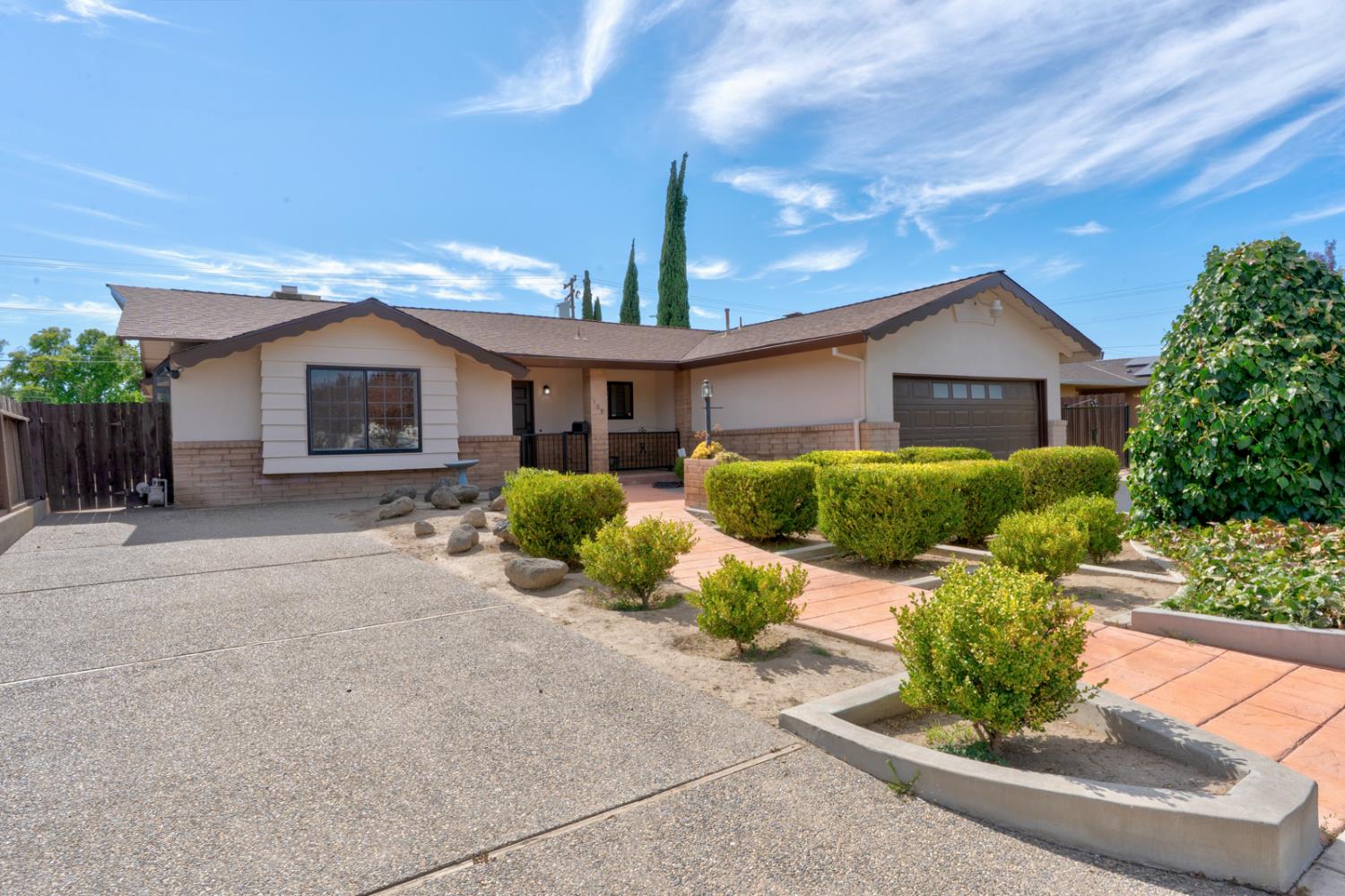 163 North Santa Rosa Street Los Banos, CA 93635 - Photo 3 of 49