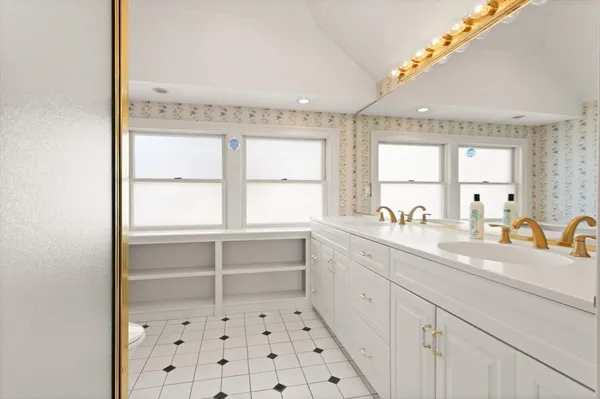 $770,000 | 108 Winthrop Street, Winthrop, MA 02152
