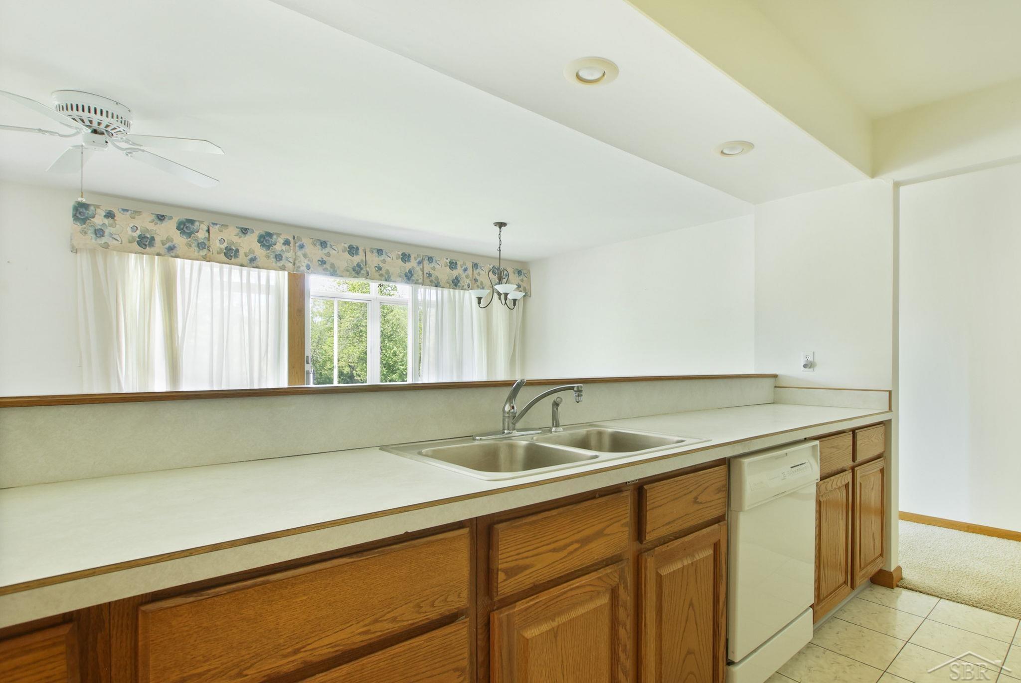 8221 Midland Road Freeland, MI 48623 - Photo 17 of 46 50110682-16.JPG