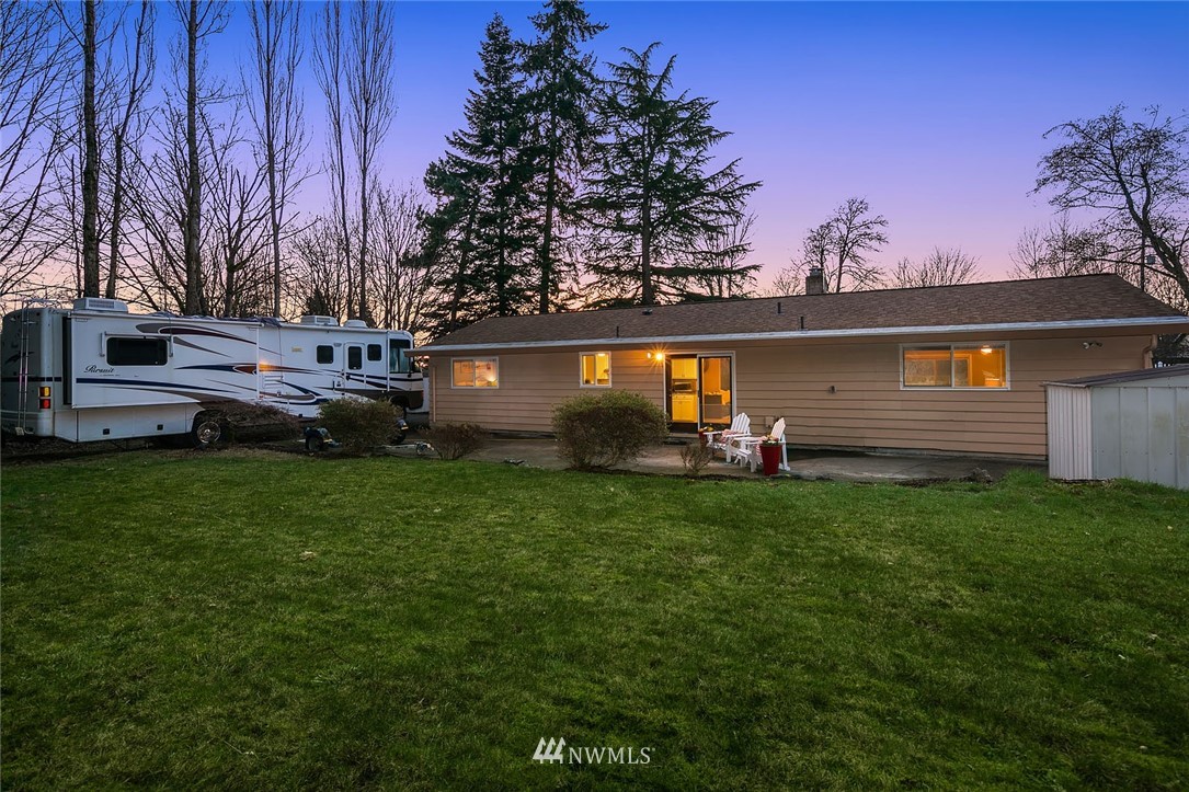 13048 175th Avenue Southeast Renton, WA 98059 - Photo 20 of 24