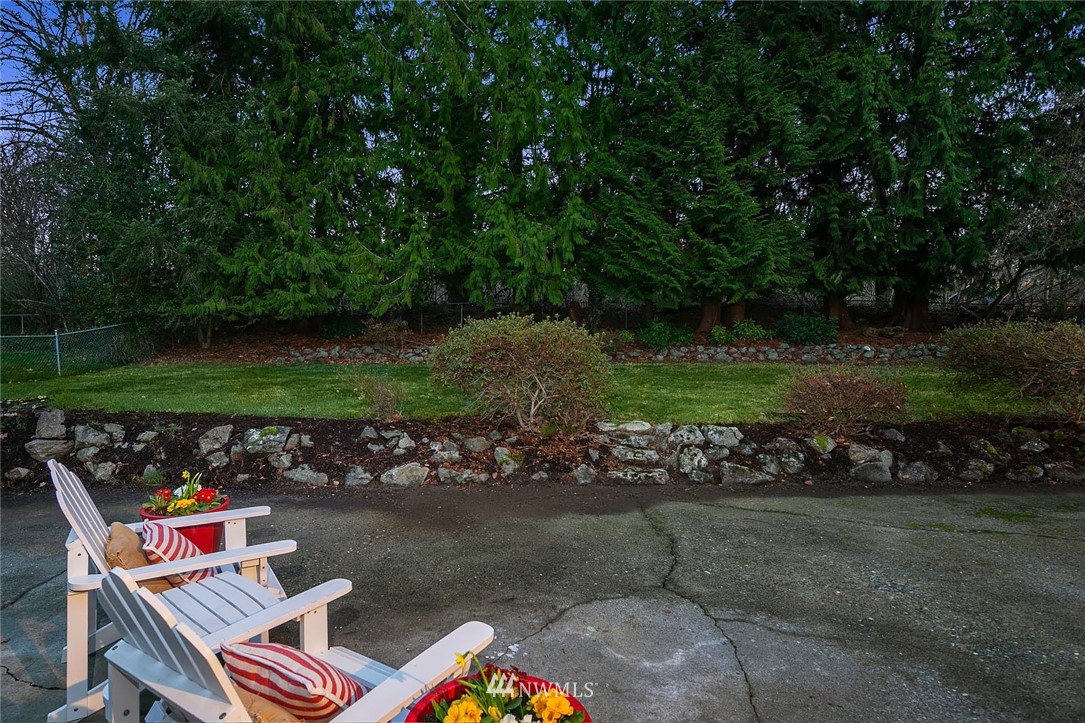 13048 175th Avenue Southeast Renton, WA 98059 - Photo 23 of 24