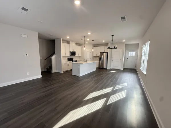 $2,300 | 2201 Kulshan Court, Lebanon, TN 37087