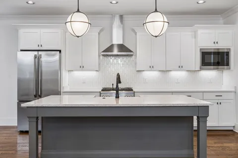 $1,400,000 | 4114 Oriole Place, Nashville, TN 37215