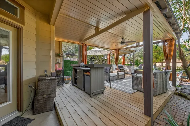 a view of a house with a yard and garage