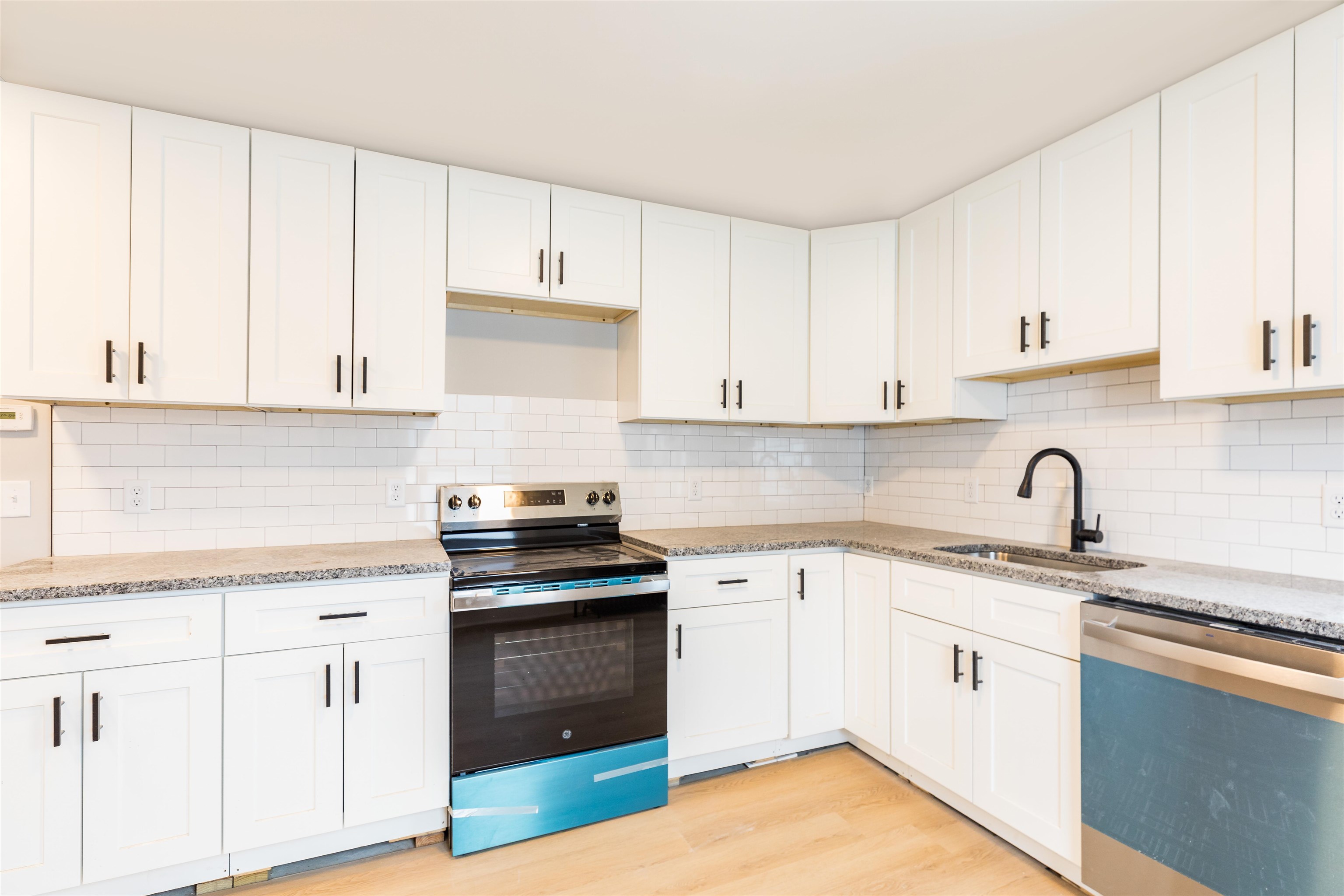 162 Front Street Exeter, NH 03833 - Photo 3 of 11