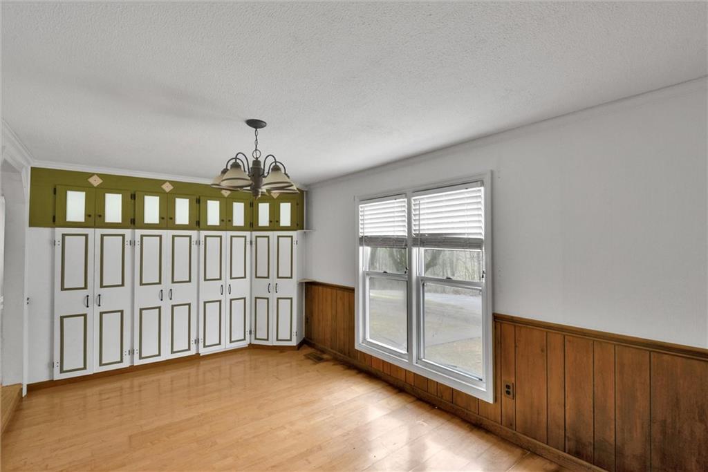 9871 Cumming Highway Ball Ground, GA 30107 - Photo 14 of 38