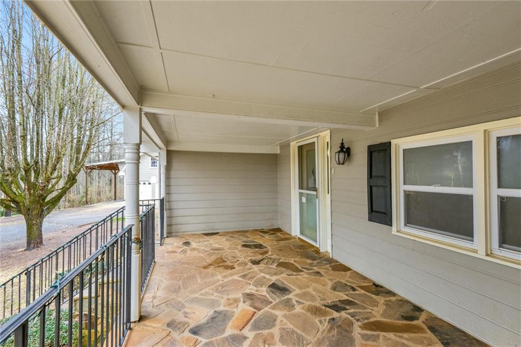 9871 Cumming Highway Ball Ground, GA 30107 - Photo 5 of 38