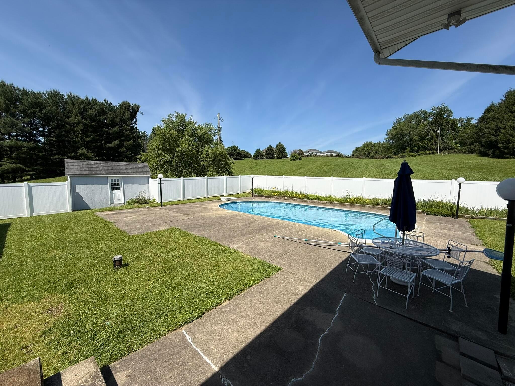 3023 Valley View Road Northeast Lancaster, OH 43130 - Photo 12 of 20