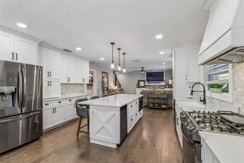 $1,550,000 | 4528 West Woodmere Road, Tampa, FL 33609