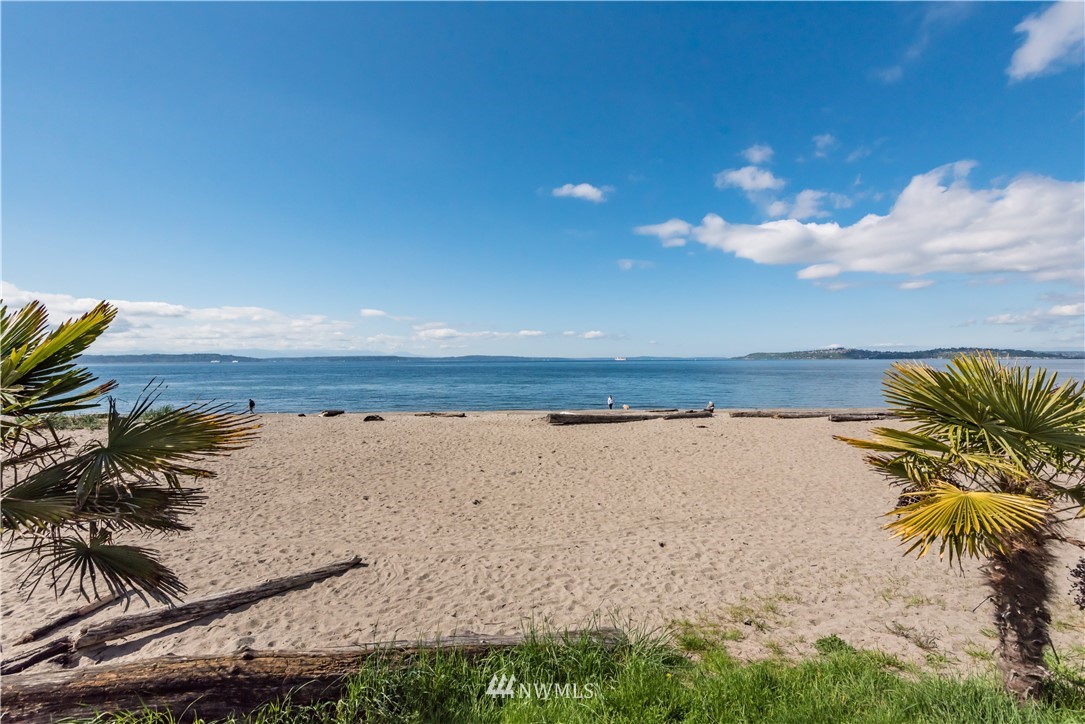 2348 Alki Avenue Southwest, Unit 208 Seattle, WA 98116 - Photo 10 of 10