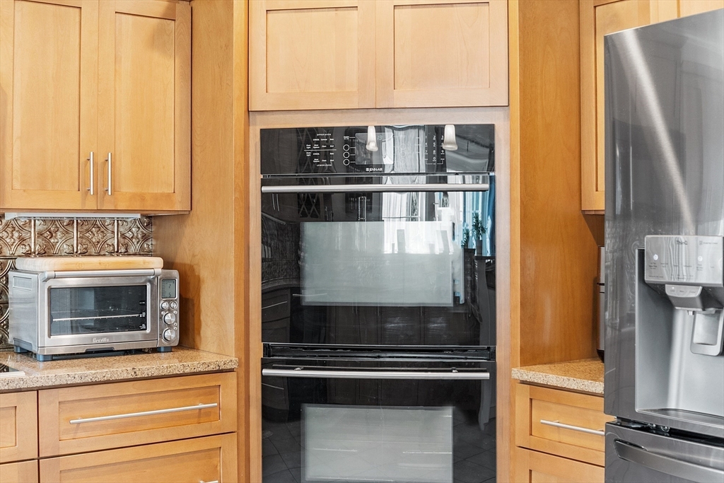 182 Clemence Hill Road Southbridge, MA 01550 - Photo 9 of 42 Gallery Image 9